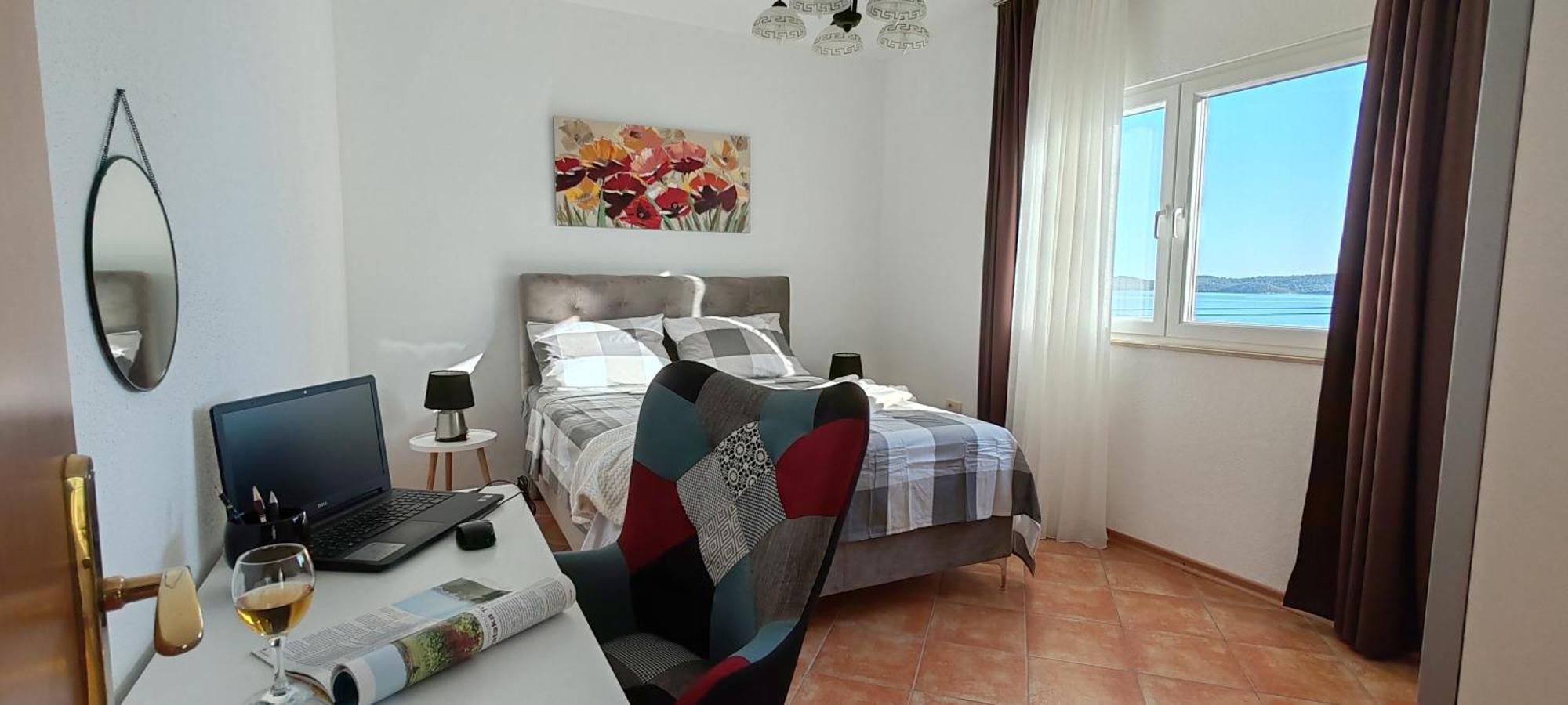 Apartments Tomi & Ivana Trogir Exterior photo